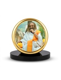 Car Dashboard/Table Top Sri Sri Ravi Shankar Metal Golden Photo Stand 2x2 Inches, Compact & Stylish Spiritual Display For Car, Home & Office (Pack Of 1) (F24599)