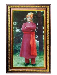 Swami Vivekananda Digital Golden Balck Color Photo Frame | Hindu Religious Wall Decor | 18x24 Inches - Inspirational Wall Art for Office, Home Decor - Ideal Spiritual Gift (F16614)