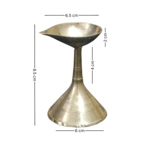 HiTechMart Traditional Brass Gacha Diya with Stand for Puja - Pital Gacha Prodeep or Pradip, Golden Finish HiTechMart Traditional Brass Gacha Diya with Stand for Puja - Pital Gacha Prodeep or Pradip, Golden Finish
