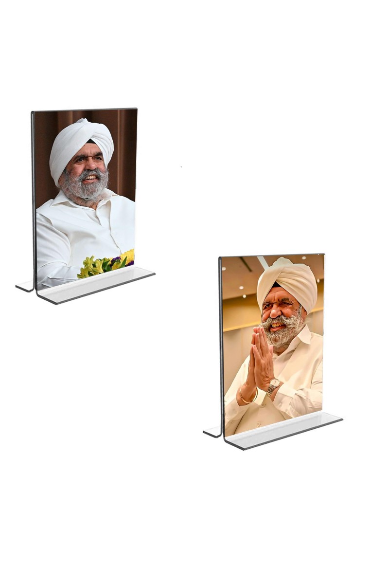 Car Desk/Table Top Sant Rajinder Singh ji Maharaj Acrylic T-Style Photo Stand - 2.5x3.5 Inches, Compact and Stylish Spiritual Display, easily change 2 photos (Pack of 1)