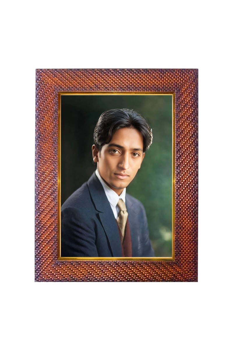Satguru Mata Sudiksha Photo Frame 13X17 Inch Religious Wall & Table Decor Frame | Satguru Mata Sudiksha Spiritual Photo Frame For Home, Temple & Office (F18303X13X17)
