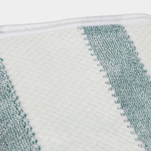 270 GSM Green Microfiber Bath Towel - (M3198)
