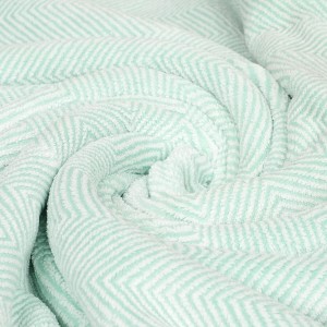300 GSM Green Microfiber Bath Towel - (M3213)