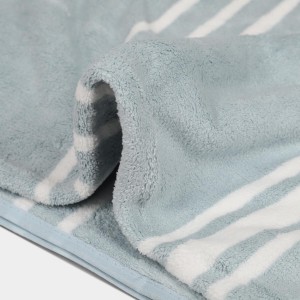 270 GSM Aqua Microfiber Bath Towel - (M3201)