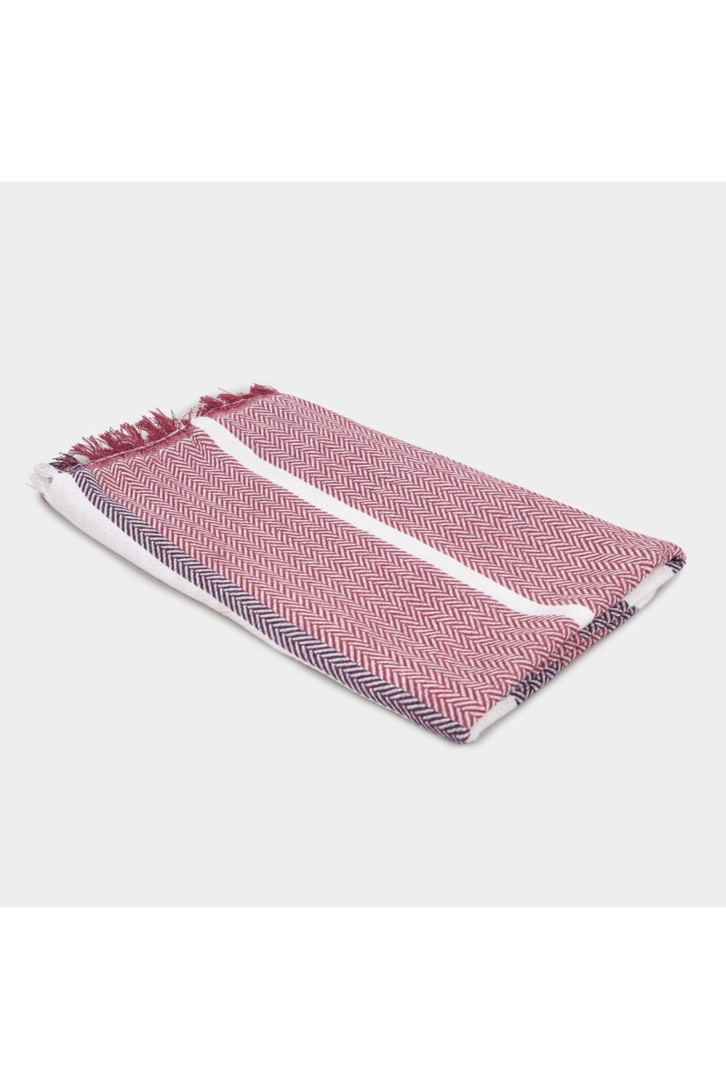 Home Beautiful                         220 GSM Maroon Cotton Blend Bath Towel