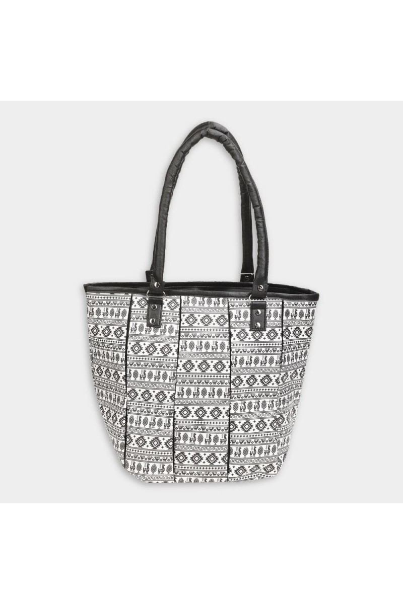 Lucky Charm                         Women's White Polyurethane Tote Bag